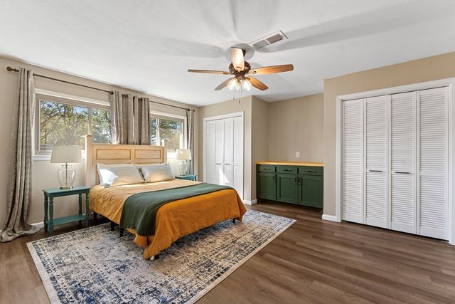 1700 N H St, Midland, TX 79705