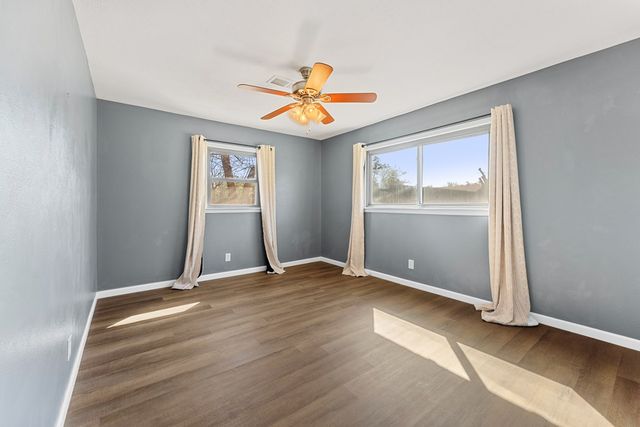 1700 N H St, Midland, TX 79705