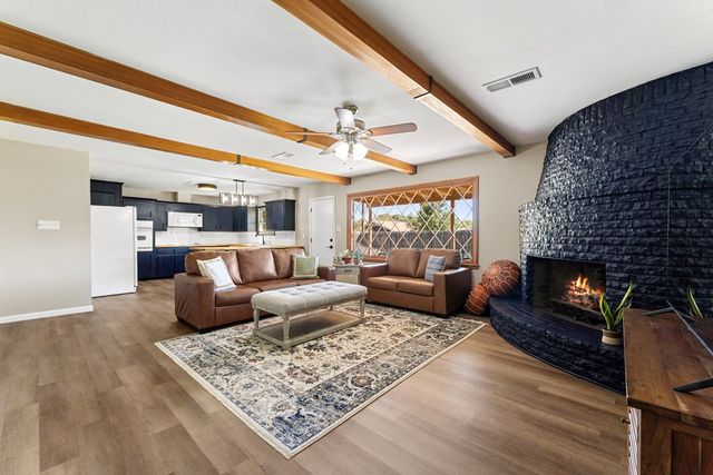 1700 N H St, Midland, TX 79705