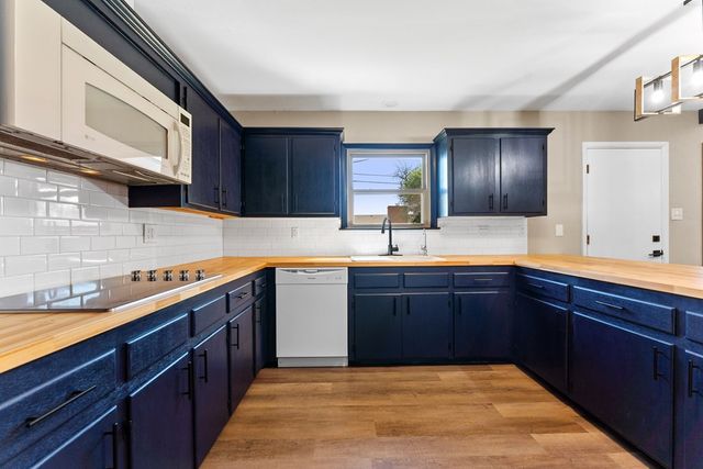 1700 N H St, Midland, TX 79705