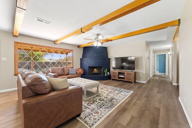 1700 N H St, Midland, TX 79705