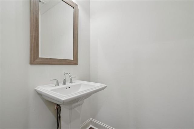 5028 Shirley Oaks Drive 284, Peachtree Corners, GA 30092