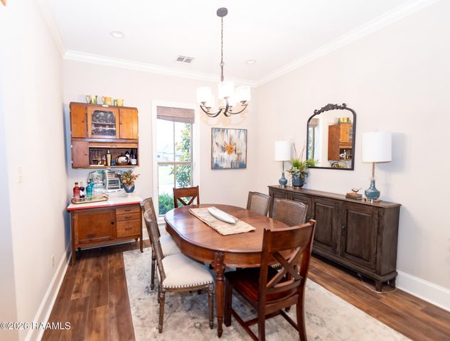 209 Oak Village Drive, Scott, LA 70583