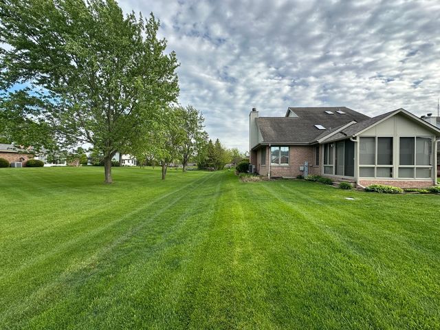 6620 Pond View Drive, Tinley Park, IL 60477