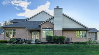 6620 Pond View Drive, Tinley Park, IL 60477