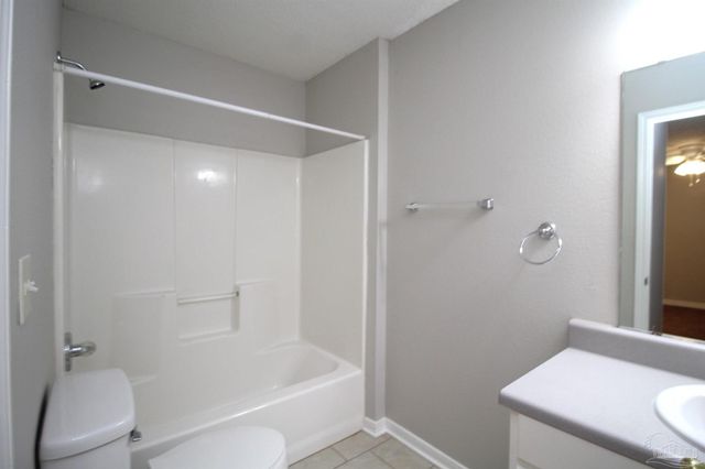 7135 Pearson Rd 7, Pensacola, FL 32526