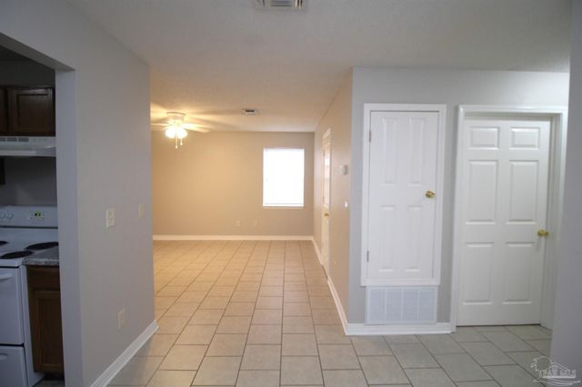 7135 Pearson Rd 7, Pensacola, FL 32526