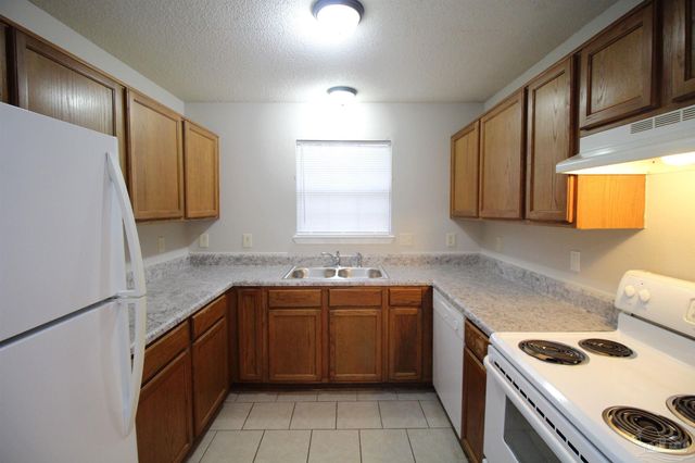 7135 Pearson Rd 7, Pensacola, FL 32526