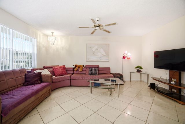 418 Monaco I Court 418, Delray Beach, FL 33446