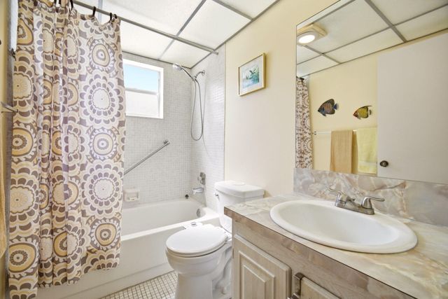 418 Monaco I Court 418, Delray Beach, FL 33446