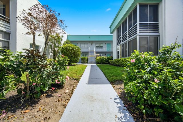 418 Monaco I Court 418, Delray Beach, FL 33446