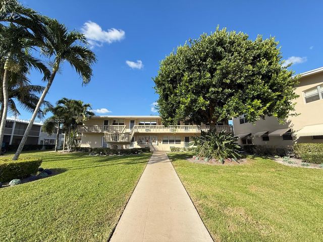 258 Sheffield K 258, West Palm Beach, FL 33417