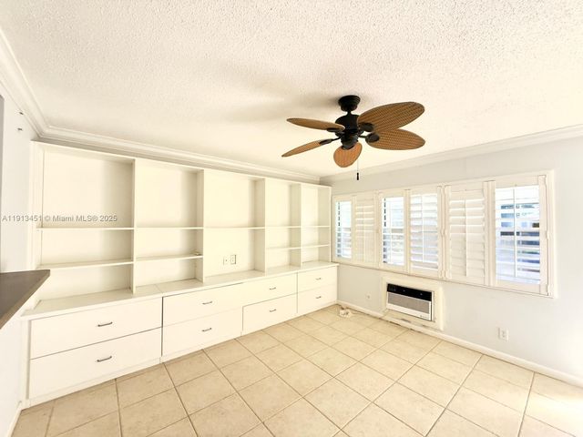 258 Sheffield K 258, West Palm Beach, FL 33417