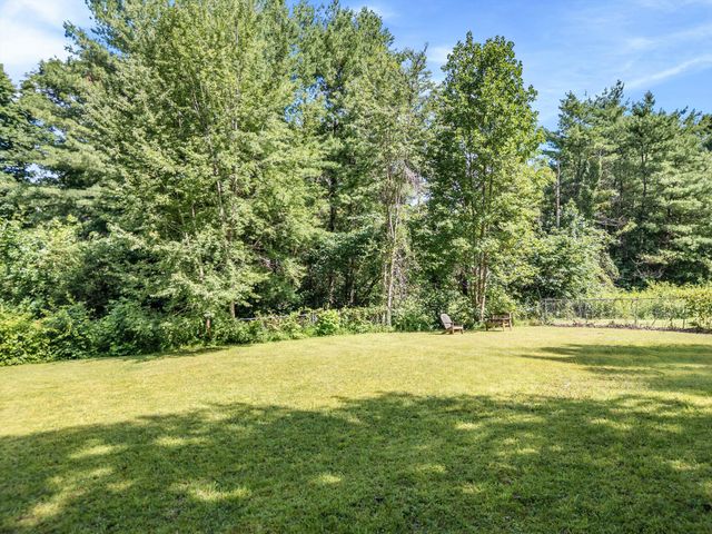 250 Old Columbia Rd, Dickson, TN 37055