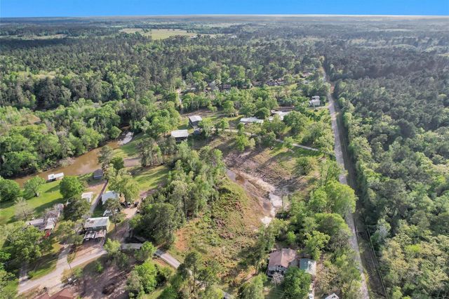 8 Lake Shore Lane, Huntsville, TX 77320