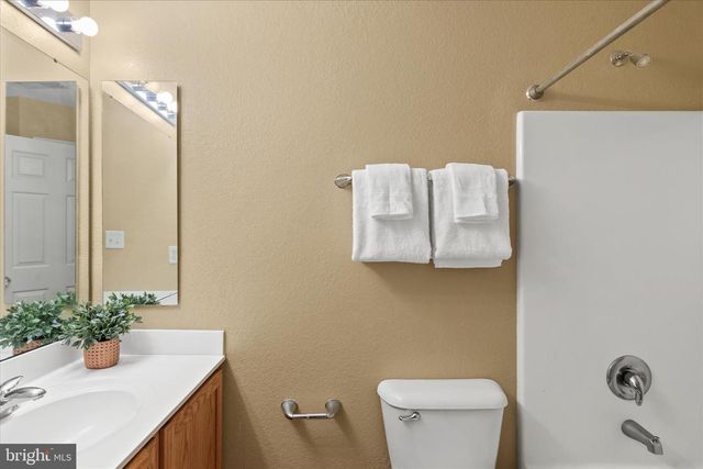 22 PIER POINT DR, Millville, DE 19967