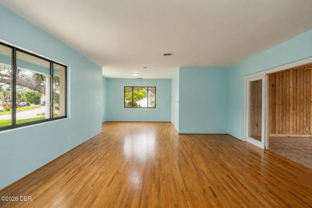 1460 N Peninsula Drive, Daytona Beach, FL 32118