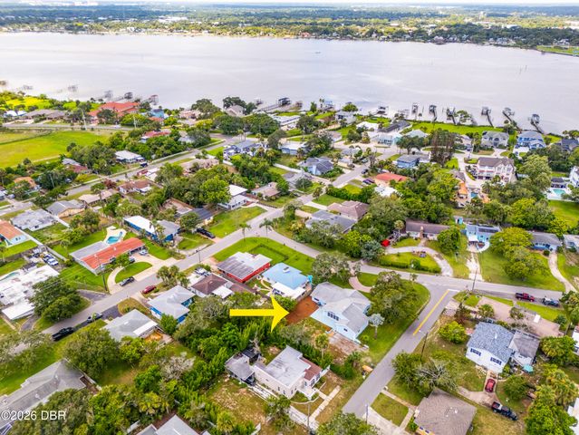 1460 N Peninsula Drive, Daytona Beach, FL 32118