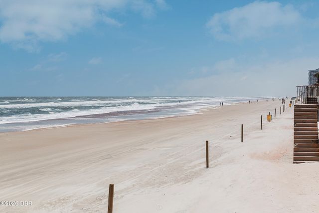 1460 N Peninsula Drive, Daytona Beach, FL 32118