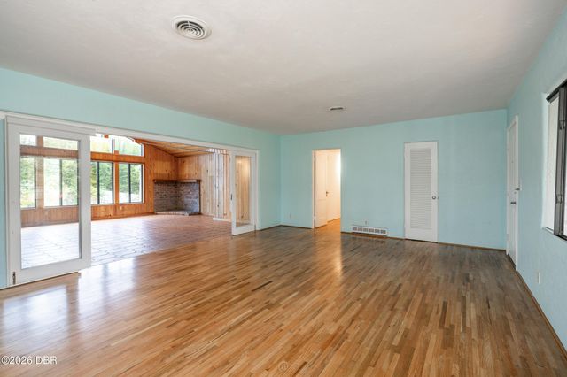 1460 N Peninsula Drive, Daytona Beach, FL 32118