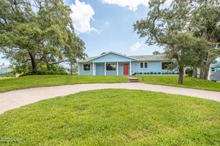 1460 N Peninsula Drive, Daytona Beach, FL 32118