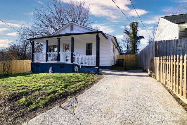 98 Ring Avenue SW, Concord, NC 28025