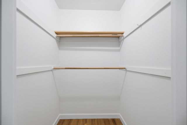 198 Hollis Rd, Lunenburg, MA 01462