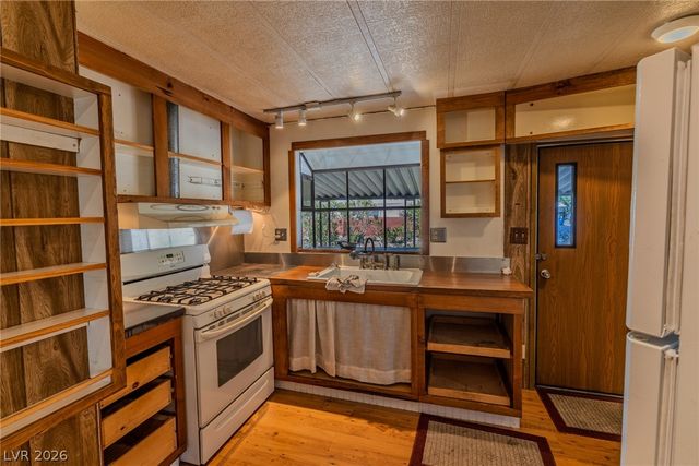 3599 Fort McHenry Drive, Las Vegas, NV 89122