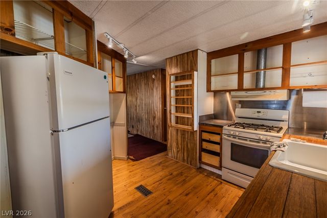 3599 Fort McHenry Drive, Las Vegas, NV 89122