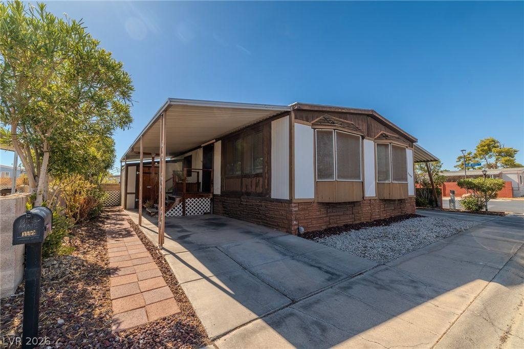 3599 Fort McHenry Drive, Las Vegas, NV 89122