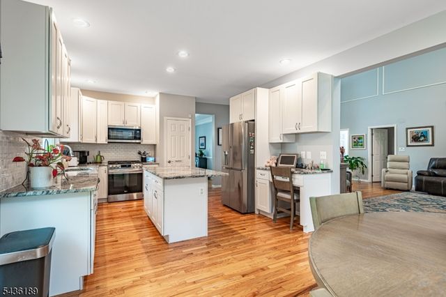 1710 Washington Valley, Greenwich Twp., NJ 08886