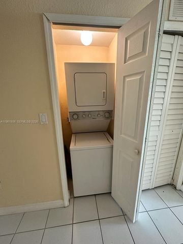 2900 SE 17th Ave 103, Homestead, FL 33035