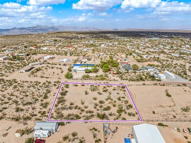 540 W Bradley Bay Drive, Meadview, AZ 86444