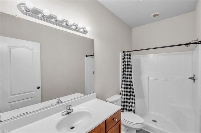 4404 Leamore Square Rd RD, Virginia Beach, VA 23462