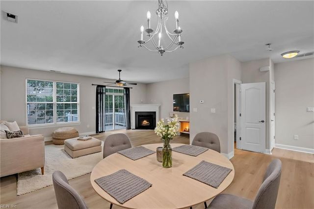 4404 Leamore Square Rd RD, Virginia Beach, VA 23462