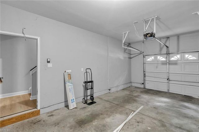 4404 Leamore Square Rd RD, Virginia Beach, VA 23462