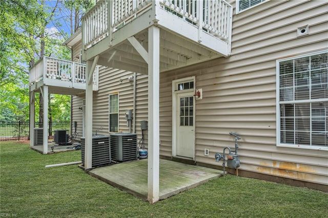 4404 Leamore Square Rd RD, Virginia Beach, VA 23462
