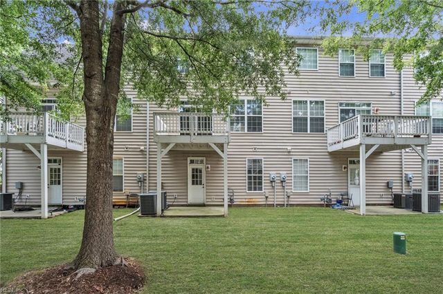 4404 Leamore Square Rd RD, Virginia Beach, VA 23462