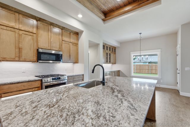 22904 E 106th Place S, Broken Arrow, OK 74014