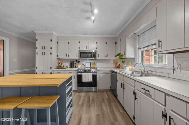 320 Prince Road, Greenville, NC 27858