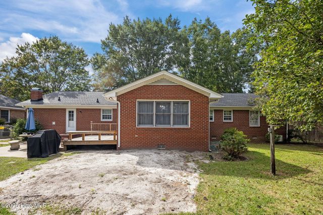 320 Prince Road, Greenville, NC 27858