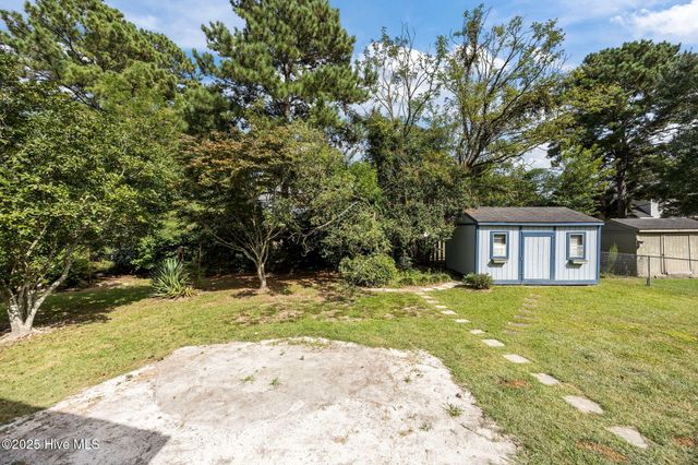 320 Prince Road, Greenville, NC 27858