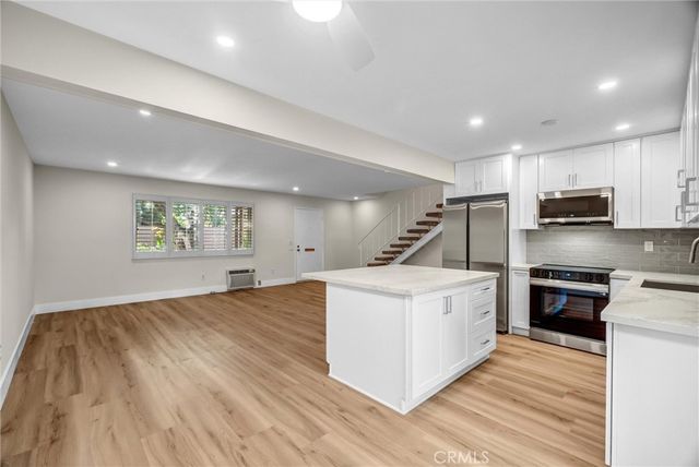 487 E 1st, Tustin, CA 92780