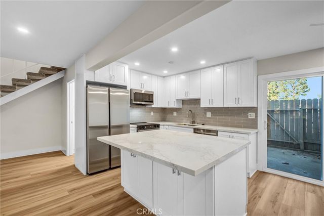 487 E 1st, Tustin, CA 92780