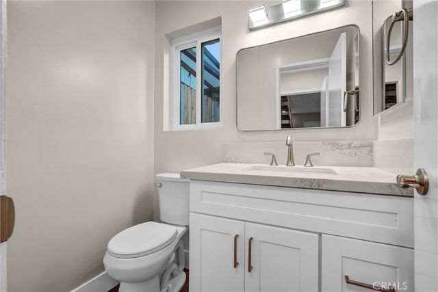 487 E 1st, Tustin, CA 92780
