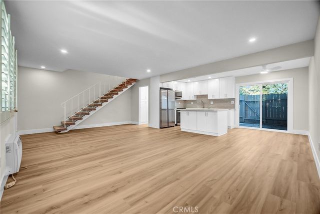487 E 1st, Tustin, CA 92780
