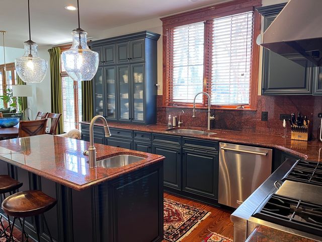 1026 Lincoln Lane, Elk Grove Village, IL 60007