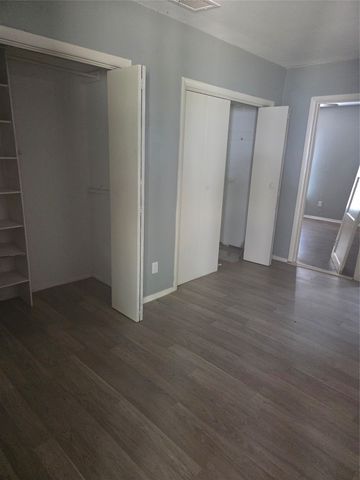 5702 Forney Road, Dallas, TX 75227
