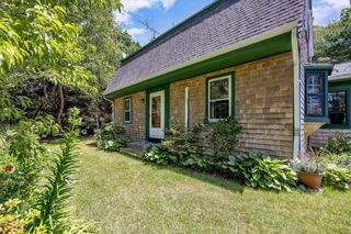 22 Whimbrel Dr, Bourne, MA 02534