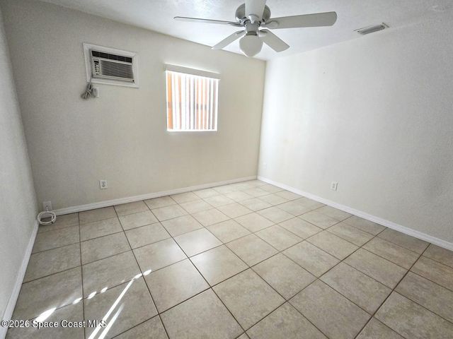 9852 Honeysuckle Drive C, Sebastian, FL 32976